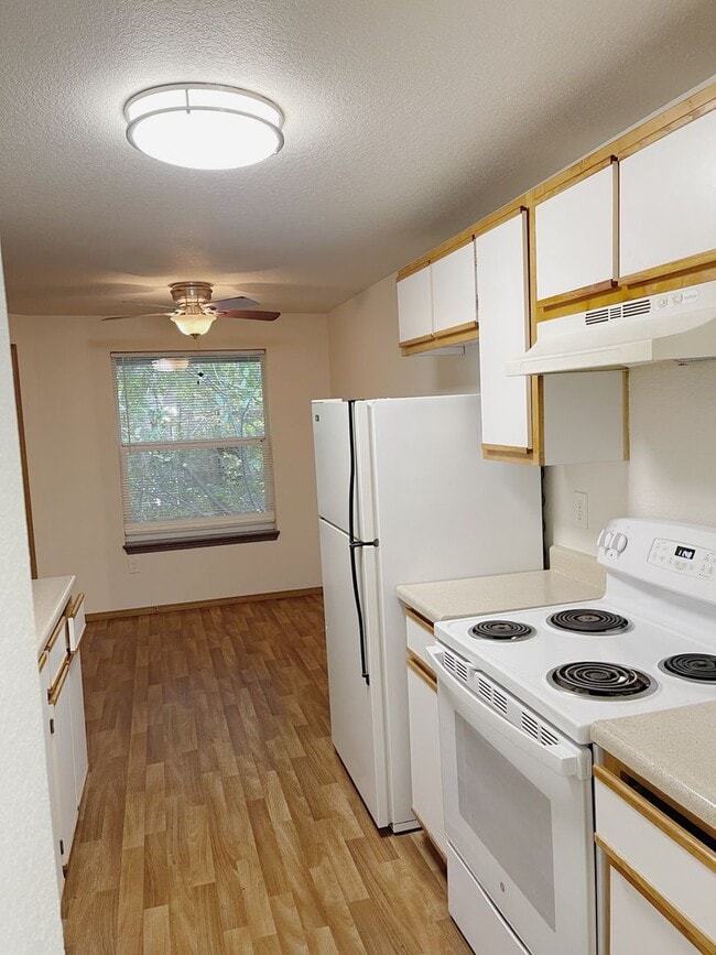 Building Photo - The Ultimate Living Experience - 2 Bedroom Top Floor Coming Soon!