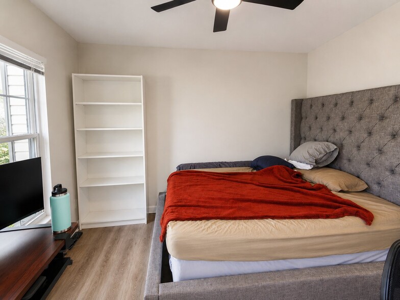 Building Photo - 1711 Vonnies View Ct