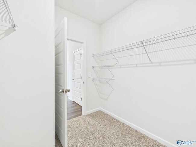 Building Photo - 115 Betty Williams Dr