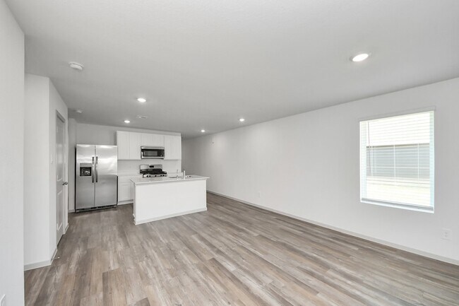 Building Photo - 1027 Bluegill Ln