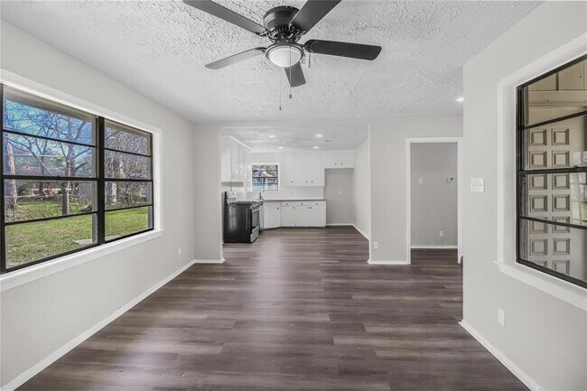 Building Photo - 7418 Wiley Rd