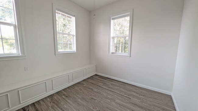 Building Photo - 2405 Pacific Ave