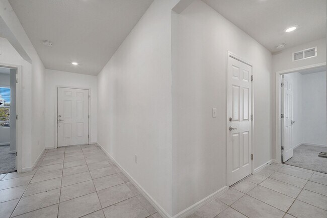 Building Photo - 309 Citrus Isle Lp
