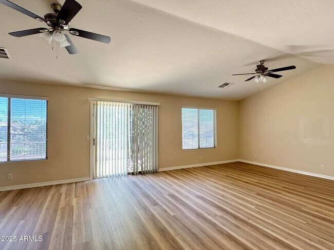 Building Photo - 2671 S Dragoon Dr