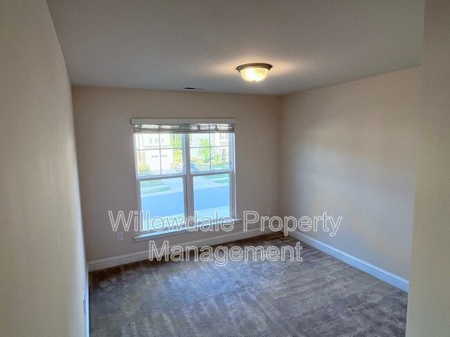 Building Photo - 125 Woodford Reserve Ct