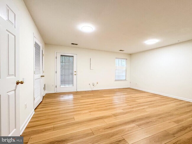 Building Photo - 11438 Abner Ave
