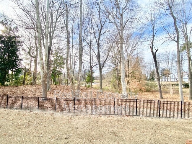 Building Photo - 2742 Duckwood Ct