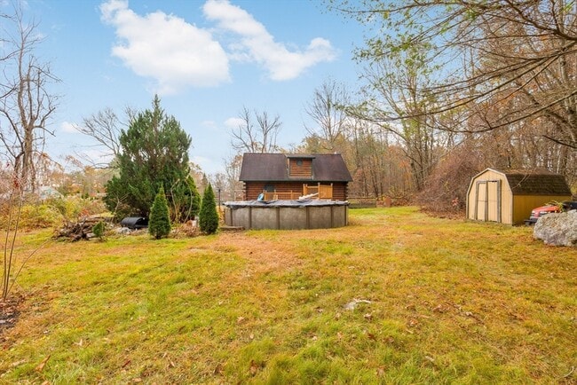 Building Photo - 404 Rawson St