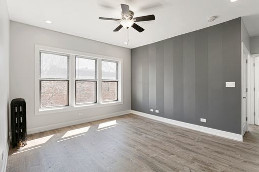 Building Photo - 1700 W Juneway Terrace