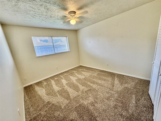 Building Photo - 10131 Sagedale Dr