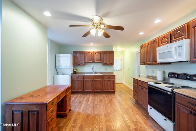 Building Photo - 1871 9th Ave