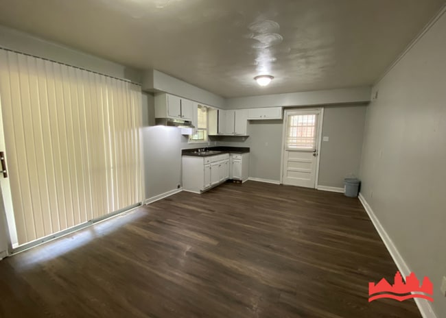 Building Photo - 3740 Marvin St