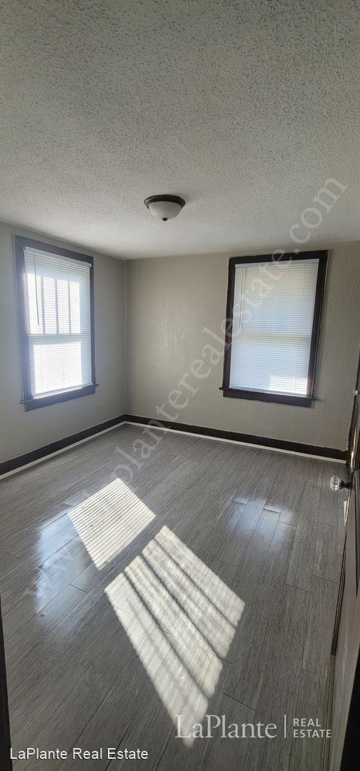 Building Photo - 3 br, 1 bath House - 3588 Stickney Avenue 1