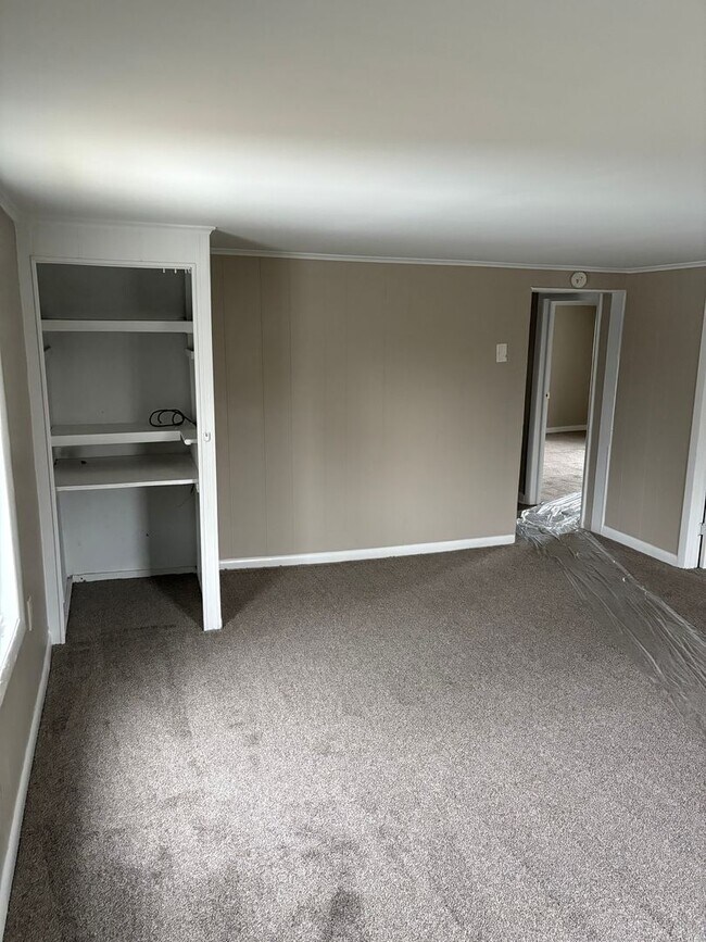 Building Photo - 1878 Spring Rd