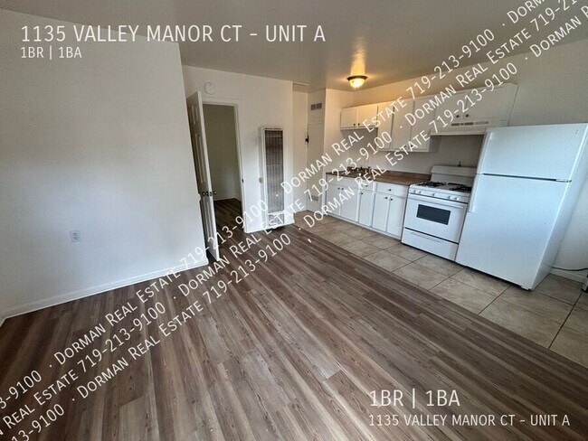 Building Photo - 1135 Valley Manor Ct