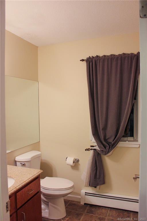 Building Photo - 60 Old Town Rd