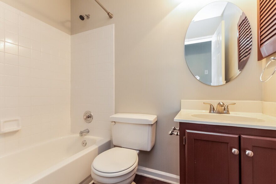 Building Photo - 3664 Stonefield St SW