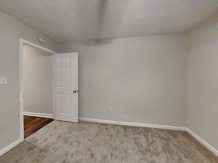 Building Photo - 9154 Jefferson Village Dr SW