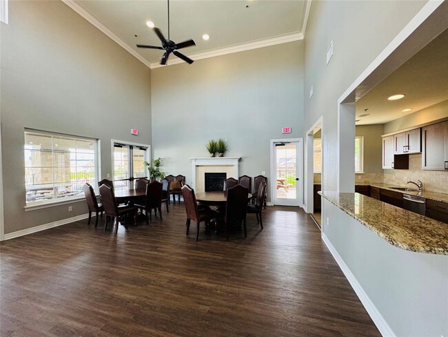 Building Photo - 18120 Leccion Dr