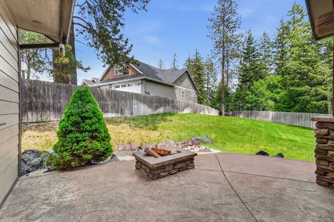 Building Photo - 8668 N Stable Trace Ct