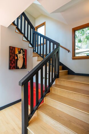 Building Photo - 432 Howland Canal