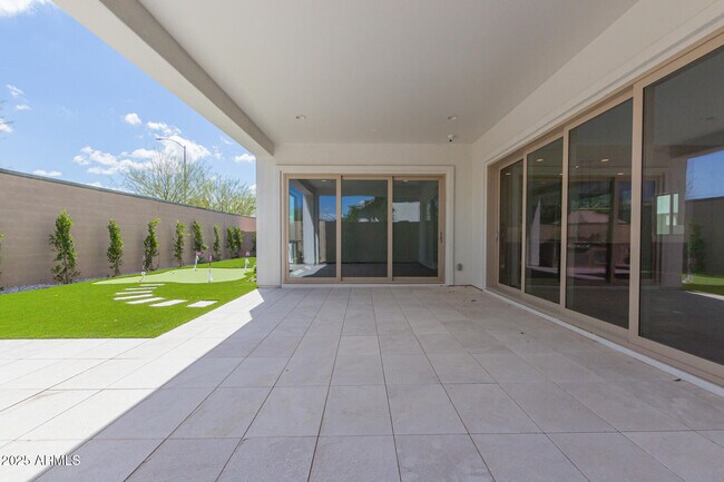 Building Photo - 12417 N 93rd Way