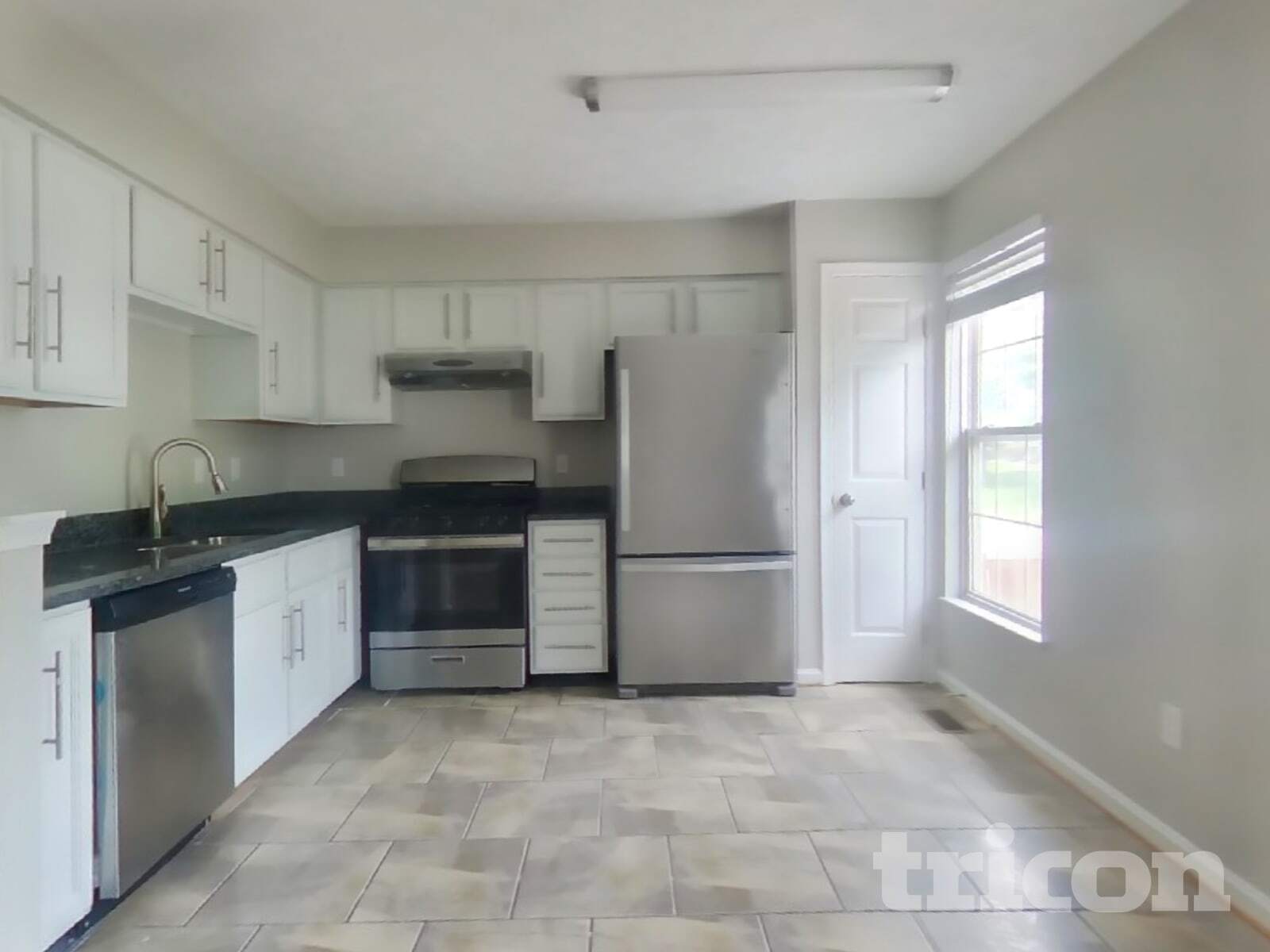 Building Photo - 2029 S Anvil Ln