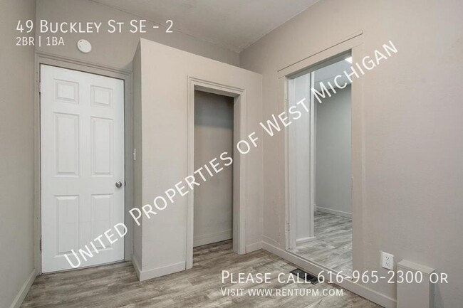 Building Photo - Available Now | 2 Bed, 1 Bath Upper Level ...