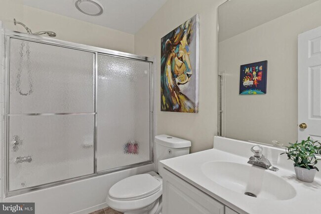Building Photo - 10009 Puritan Way