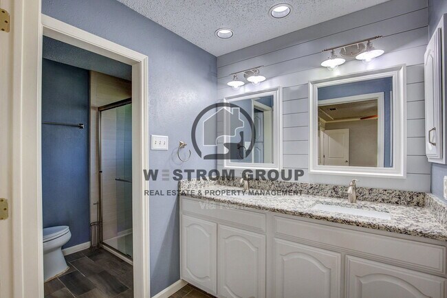 Building Photo - 1642 Belltower Dr