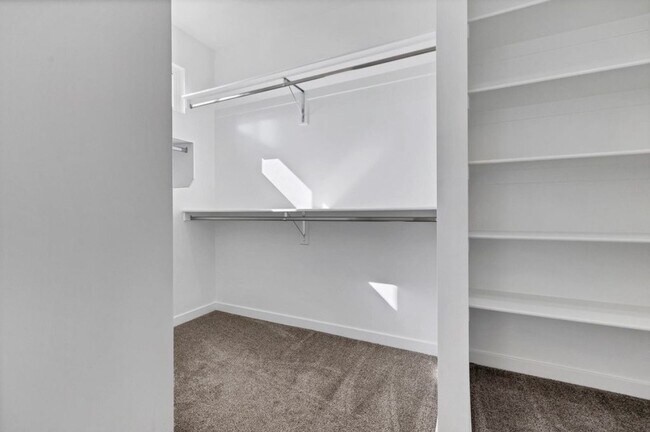 Building Photo - 2579 S Wilson Dr