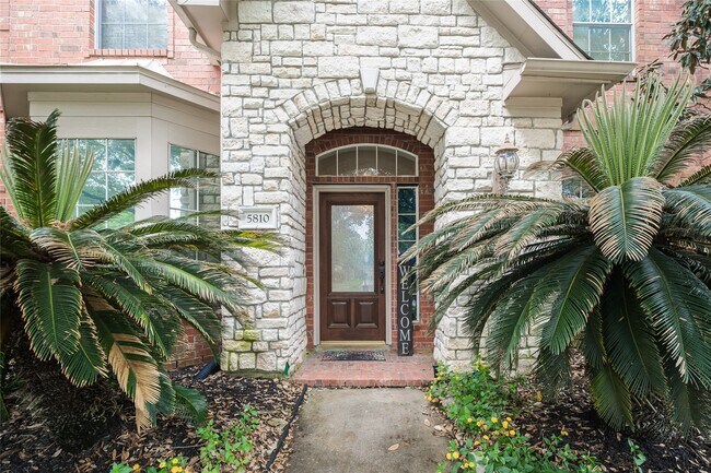 Building Photo - 5810 Misty Island Ct