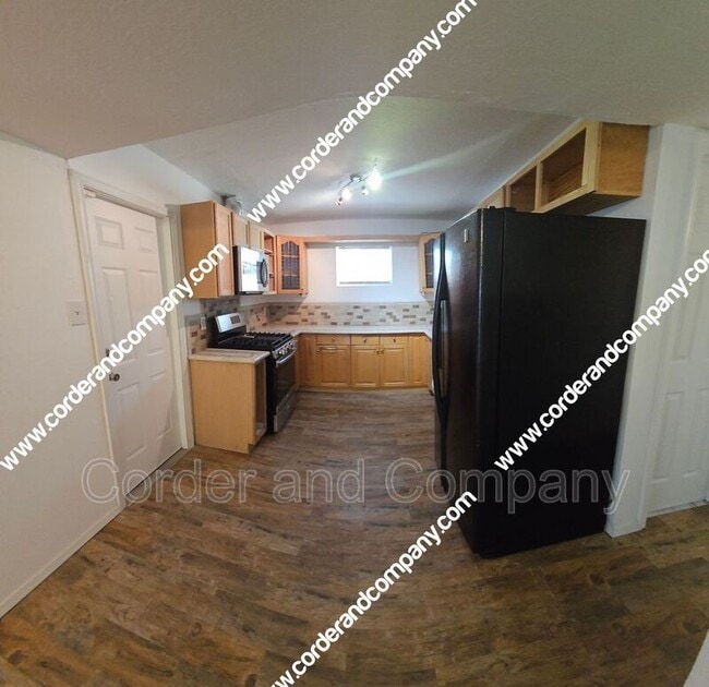 Building Photo - 13341 Camino Del Norte NE