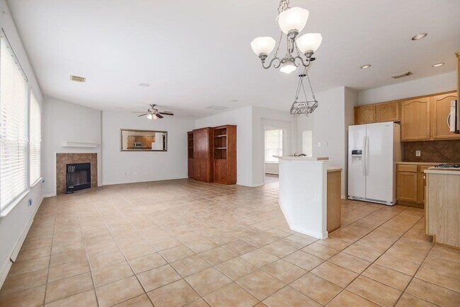 Building Photo - 1612 Sunterro Dr