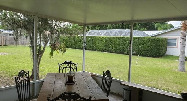 Building Photo - 203 Longview Rd