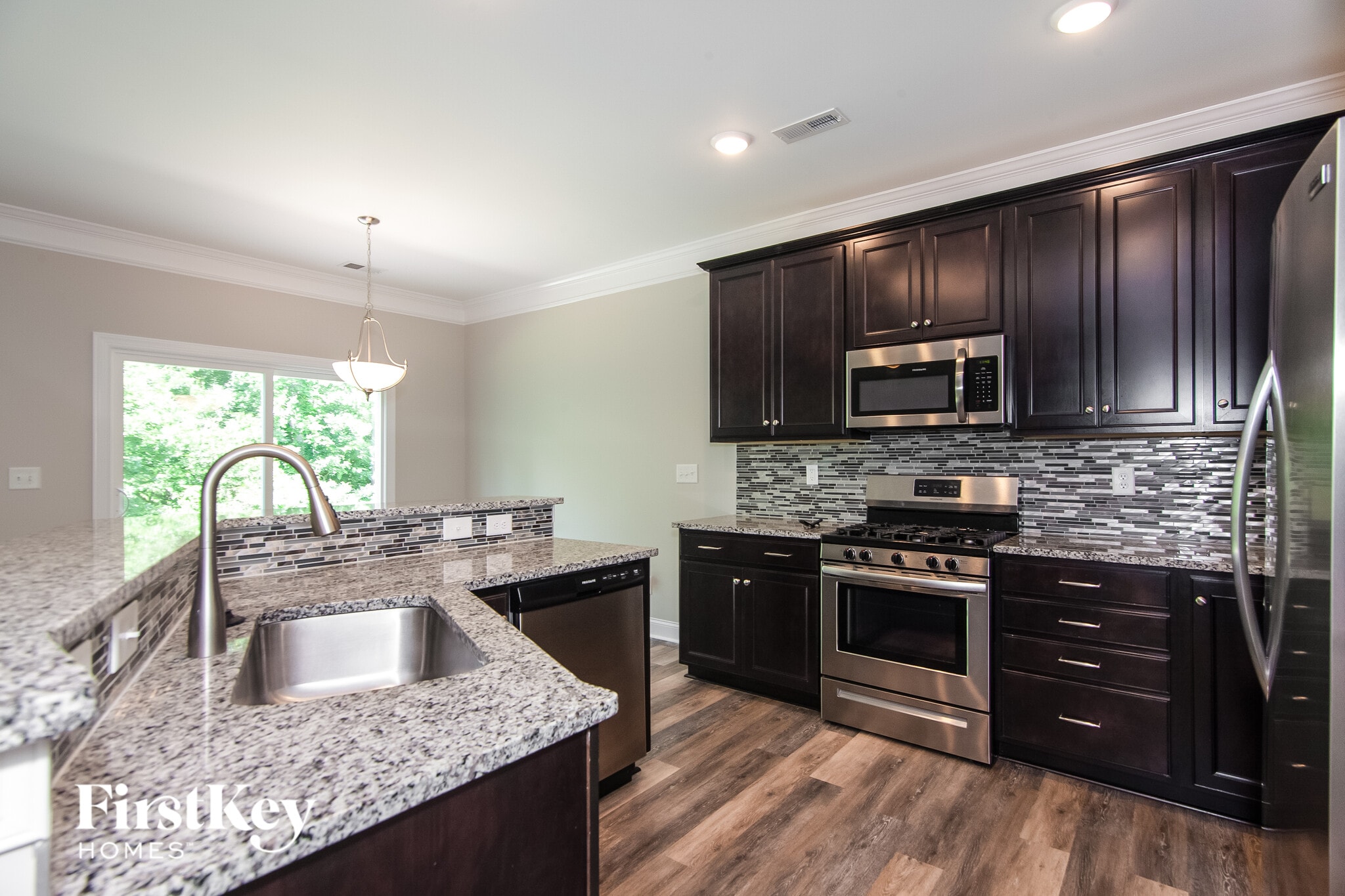 Building Photo - 3611 Alamito Ln