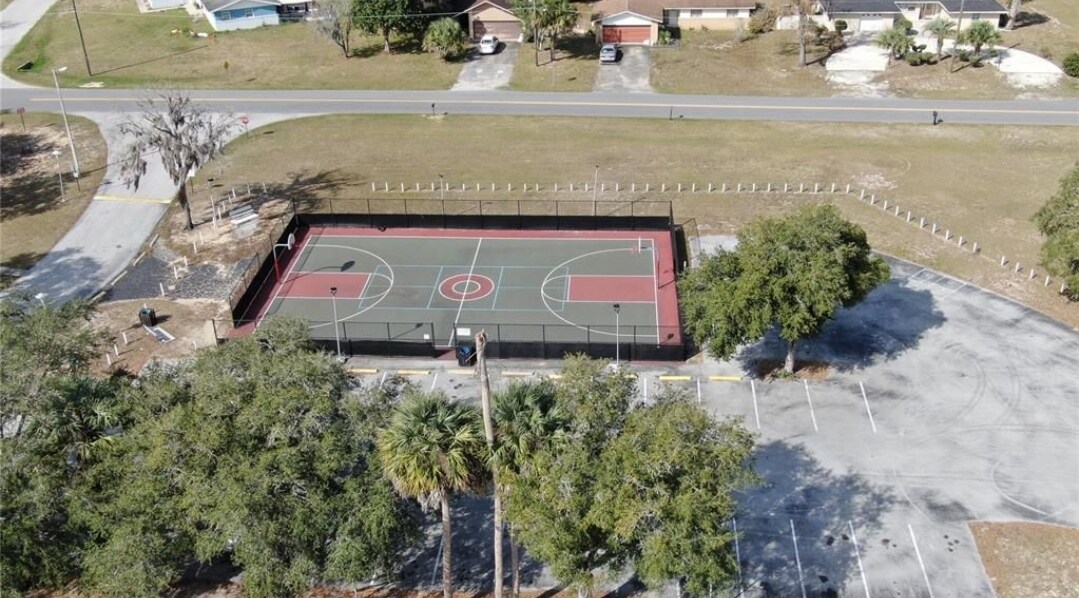 Building Photo - 682 Midway Dr
