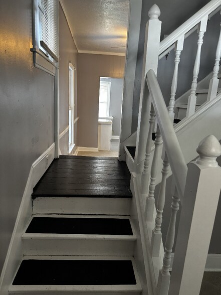 Building Photo - 516 Washington Ave