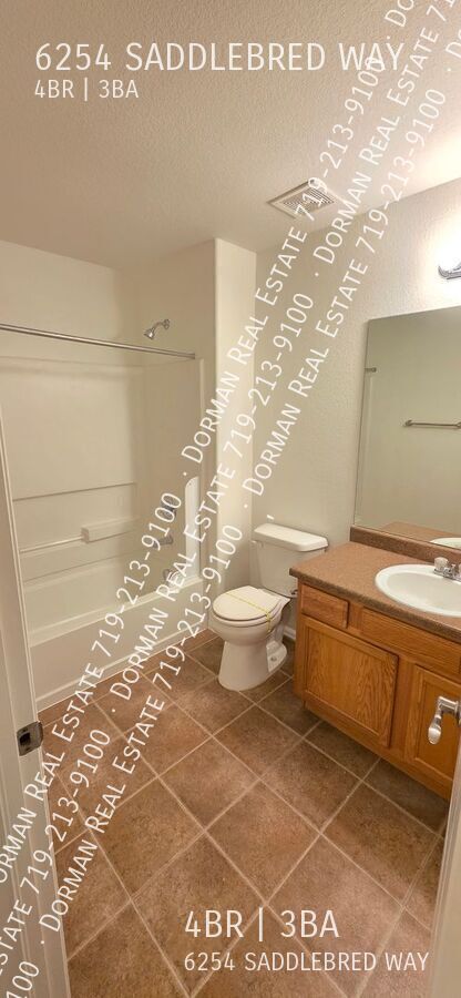 Building Photo - 6254 Saddlebred Way