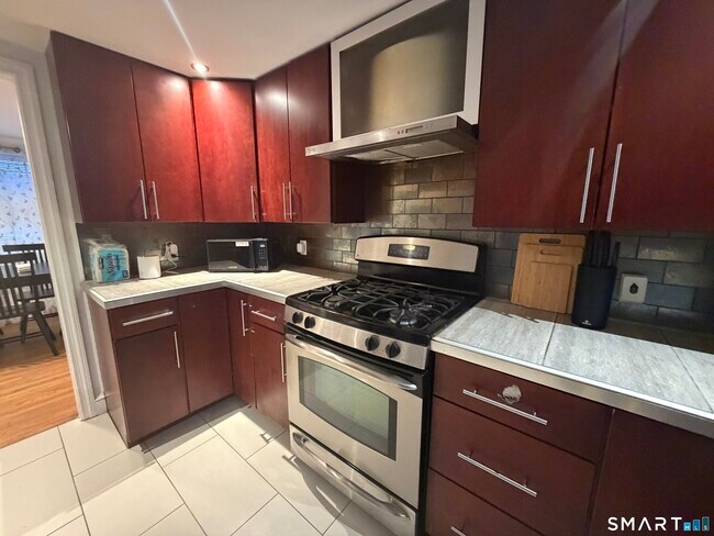 Building Photo - 130 Spring St