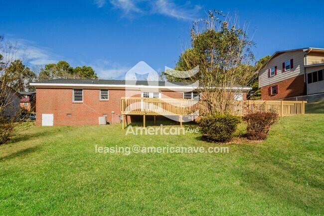 Building Photo - 3237 Barksdale Rd