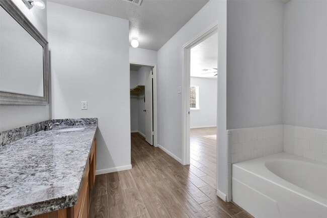 Building Photo - 28711 Atherstone St