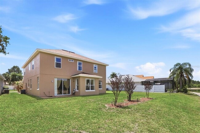 Building Photo - 824 Lake Biscayne Way