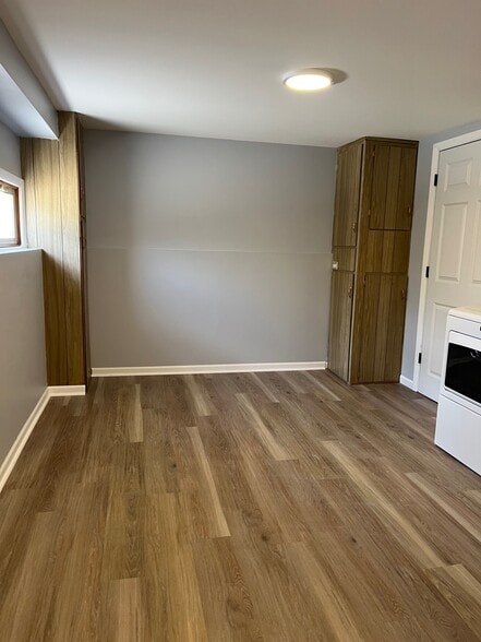 Laundry/Additional Storage - 701 N Craig Pl