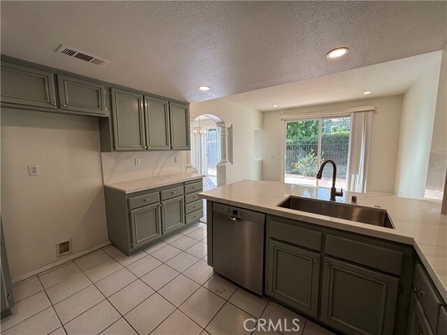 Building Photo - 69 Giotto