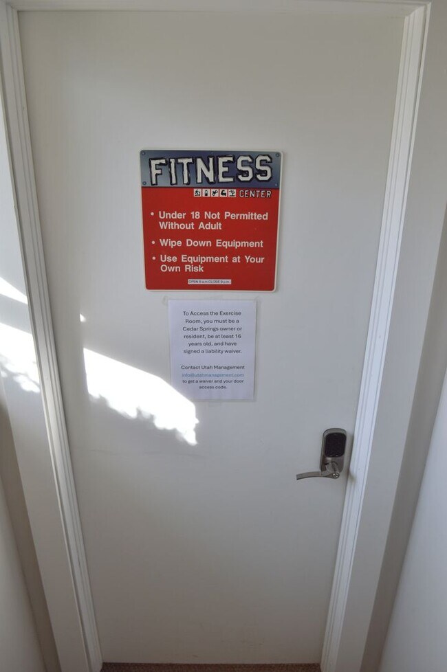 Building Photo - Beautiful Condo in Prime Centerville Location!