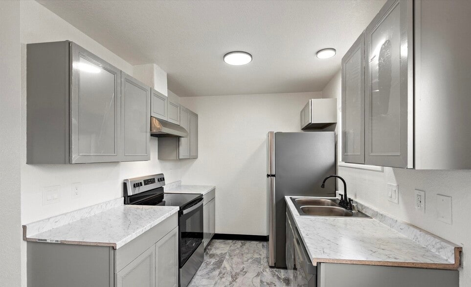 Building Photo - 3921 Peterkin Ave