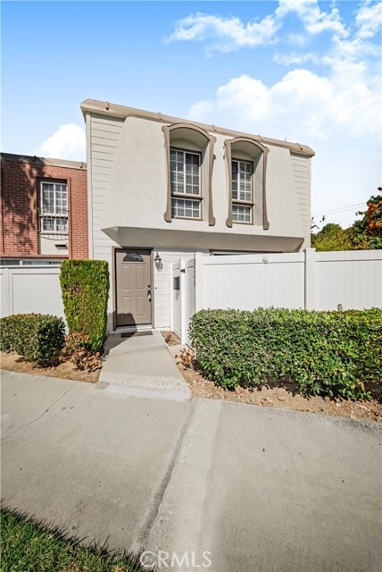 Building Photo - 8249 Haseltine Green