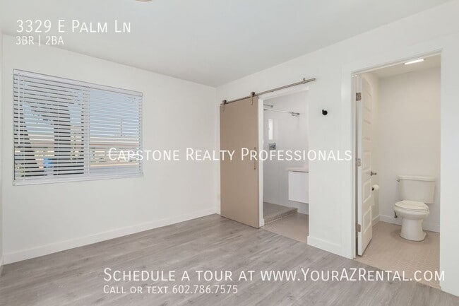 Building Photo - 3329 E Palm Ln