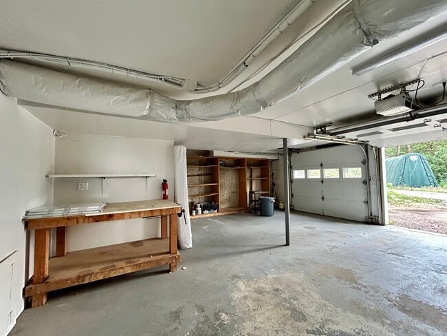 Building Photo - 46 Brook Cir